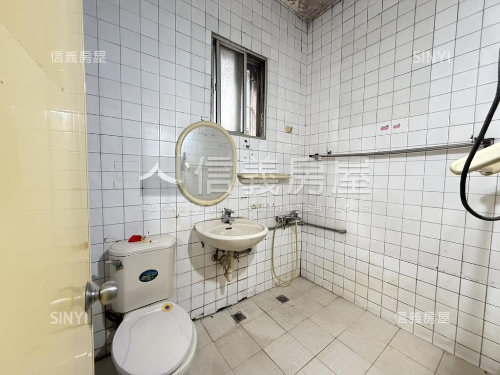 捷運中和站‧邊間三面採光房屋室內格局與周邊環境