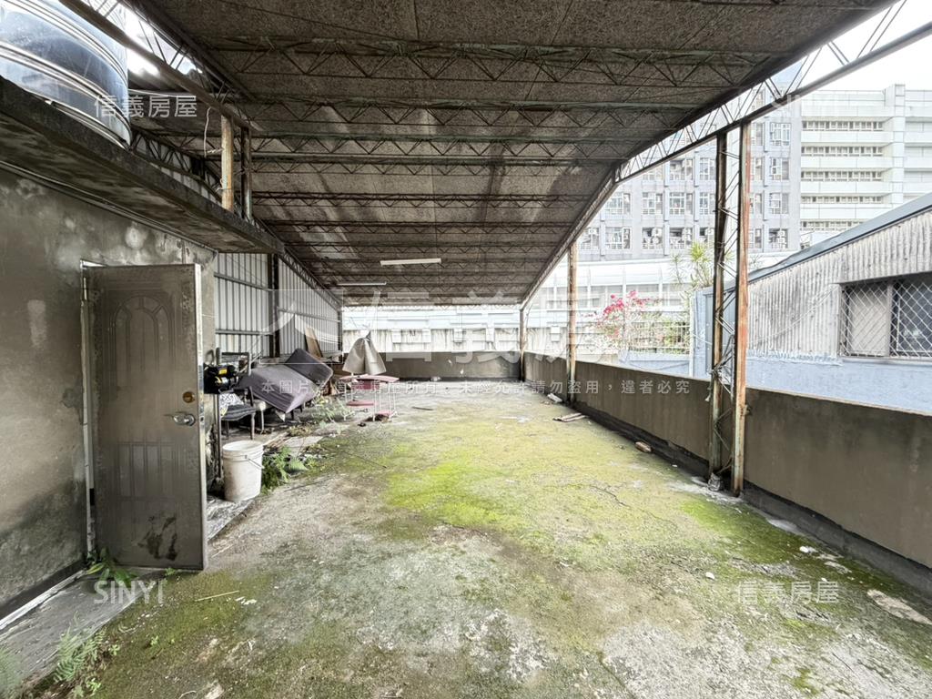 捷運中和站‧邊間三面採光房屋室內格局與周邊環境