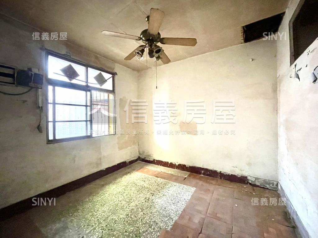 楓樹里靜巷透天房屋室內格局與周邊環境
