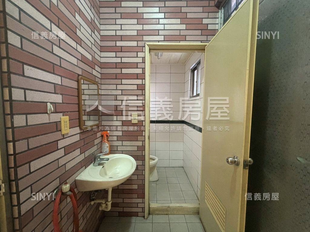 近榮總吃市金店面房屋室內格局與周邊環境