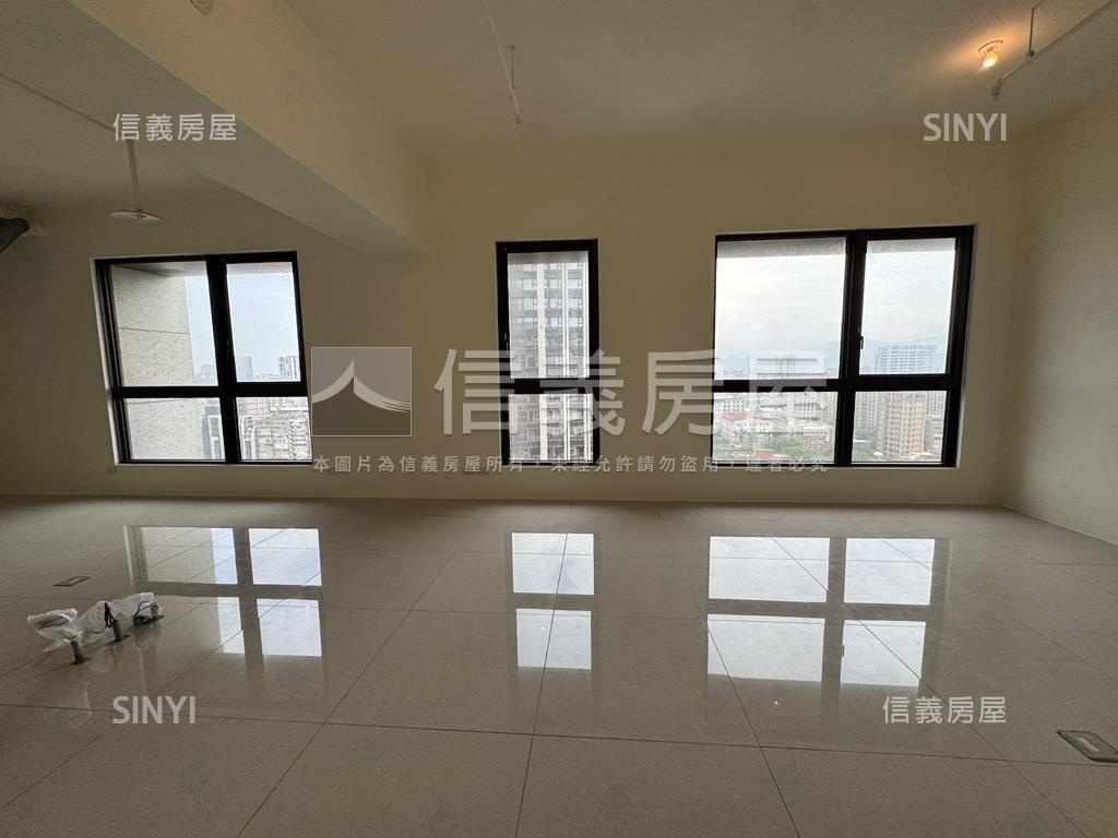 ＳＲＣ宏普頤和景觀豪邸房屋室內格局與周邊環境