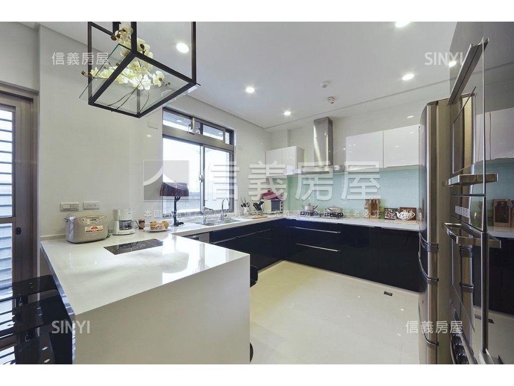 近青埔月眉路和風御墅透天房屋室內格局與周邊環境