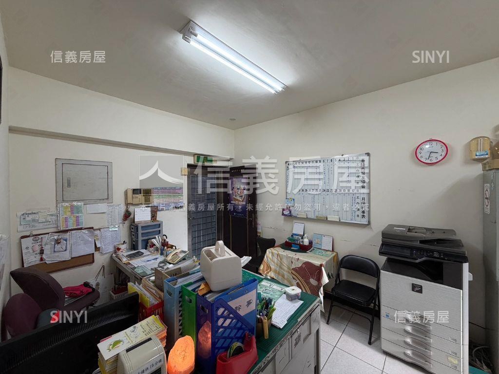 麥金轟動天下三房露臺戶房屋室內格局與周邊環境