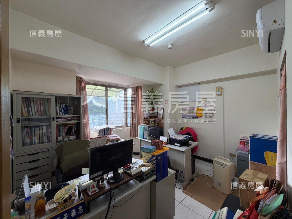 麥金轟動天下三房露臺戶房屋室內格局與周邊環境