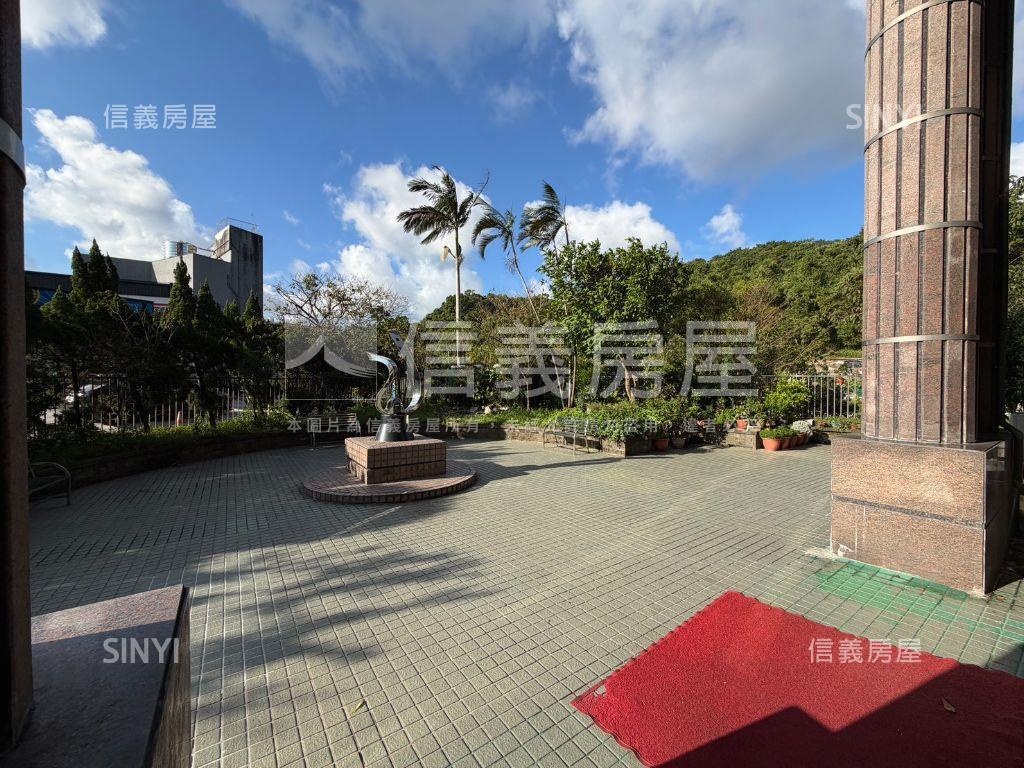 麥金轟動天下三房露臺戶房屋室內格局與周邊環境