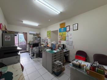 麥金轟動天下三房露臺戶