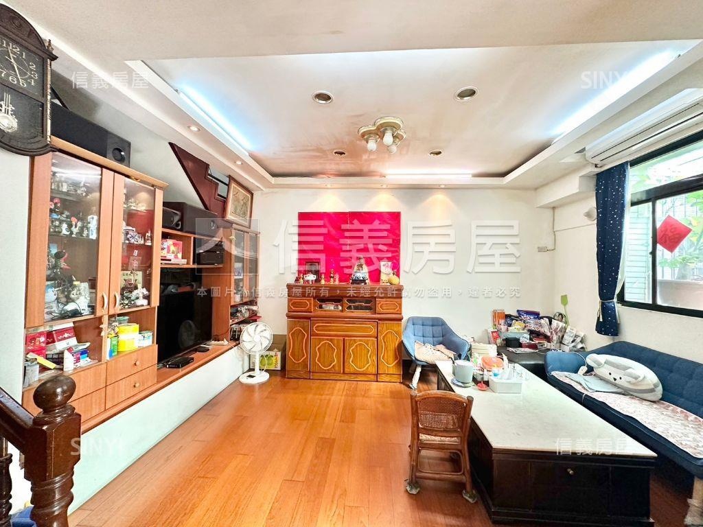綠意～頂加大空間房屋室內格局與周邊環境