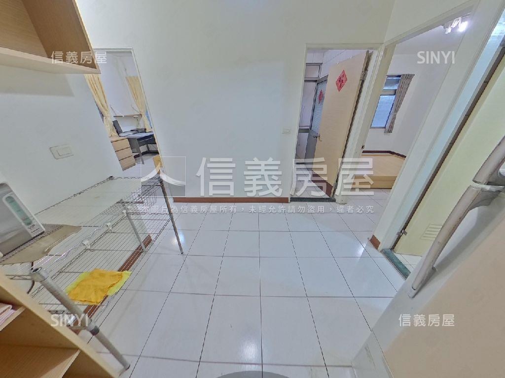 近捷運低總價電梯三房房屋室內格局與周邊環境