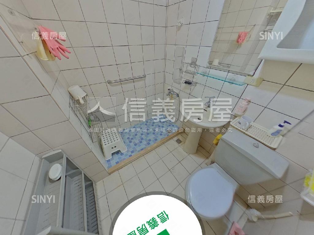 近捷運低總價電梯三房房屋室內格局與周邊環境