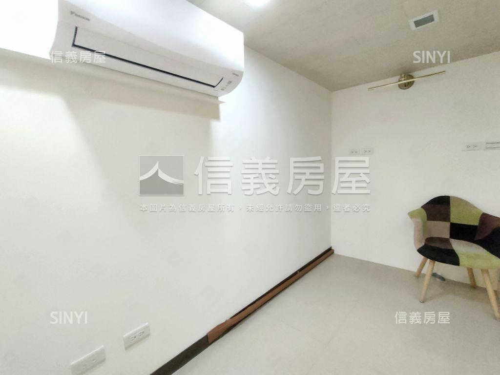 三輝白昀旁超級Ｆ１空間大房屋室內格局與周邊環境