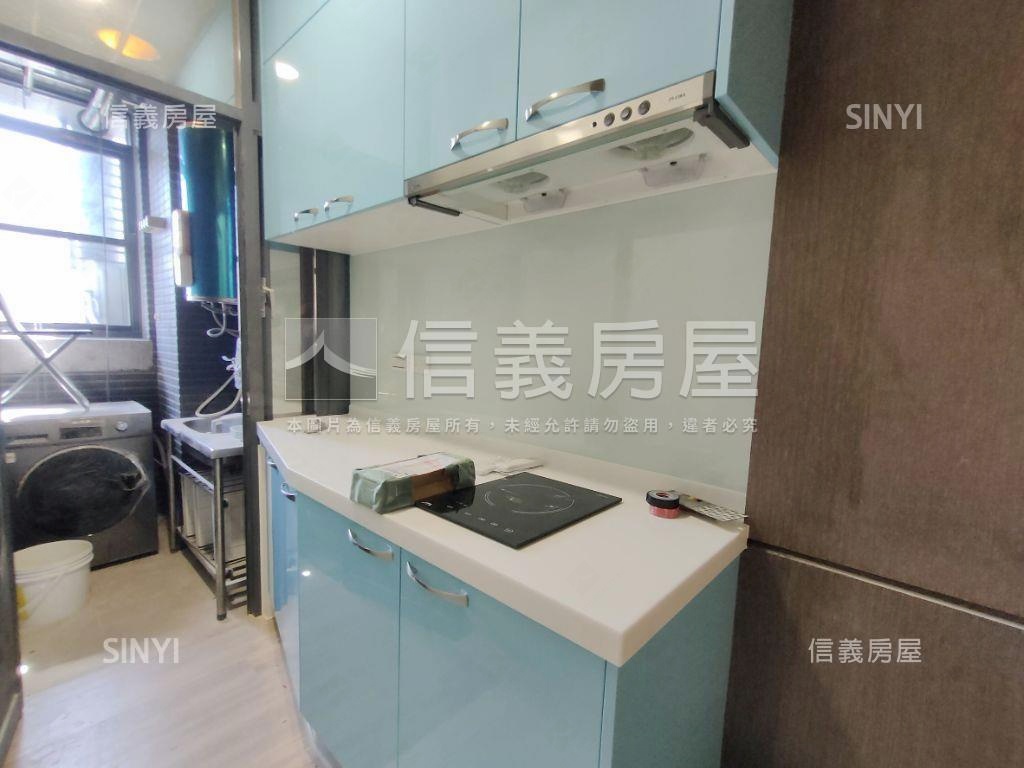 三輝白昀旁超級Ｆ１空間大房屋室內格局與周邊環境