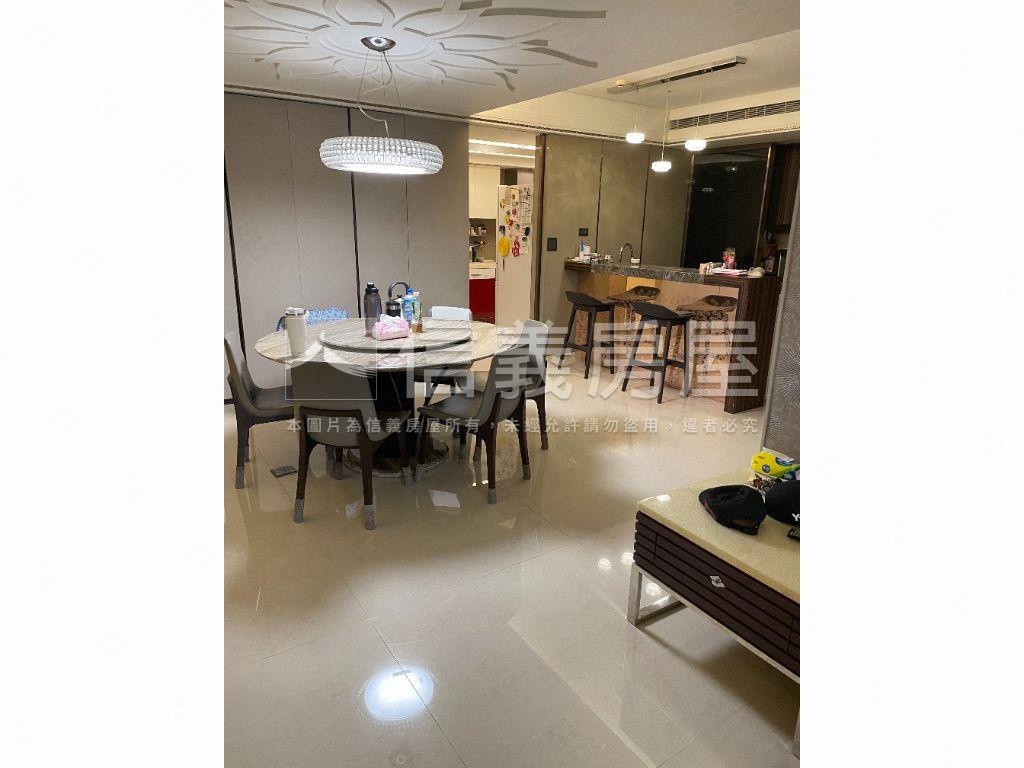 雙子星．帝王景觀戶房屋室內格局與周邊環境