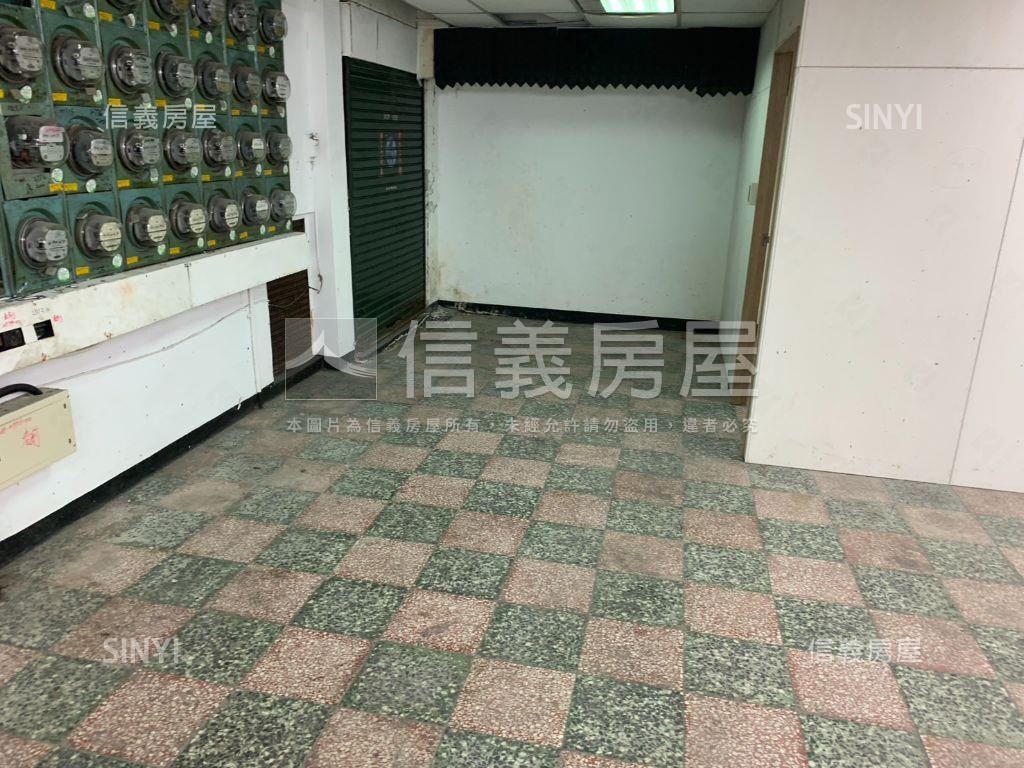 ☆西園地下大空間房屋室內格局與周邊環境