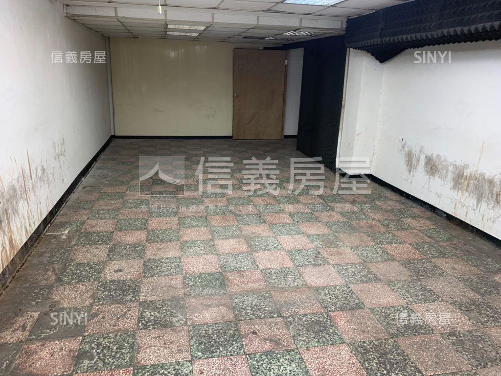 ☆西園地下大空間房屋室內格局與周邊環境