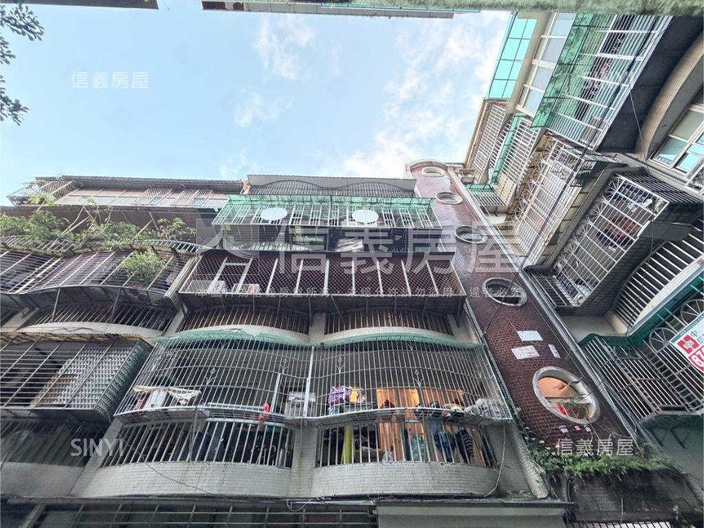 內湖靜巷三房美寓房屋室內格局與周邊環境