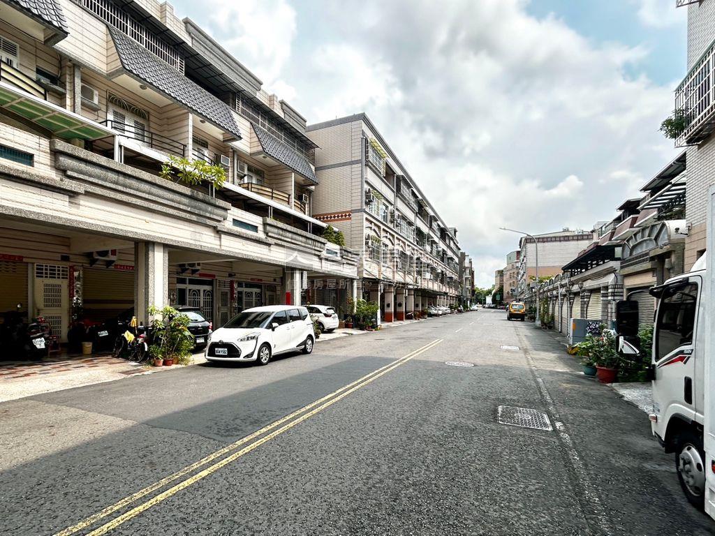鳳翔正街精亮美墅房屋室內格局與周邊環境