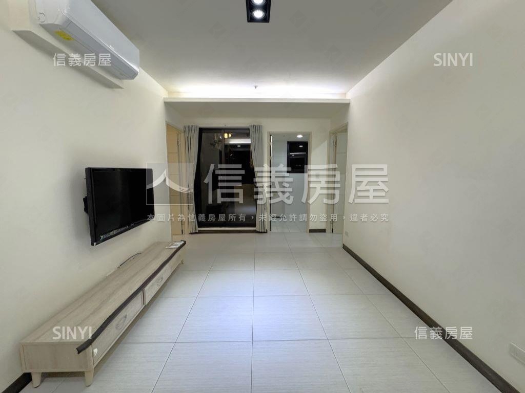 新悅城香榭輕奢２房平車房屋室內格局與周邊環境