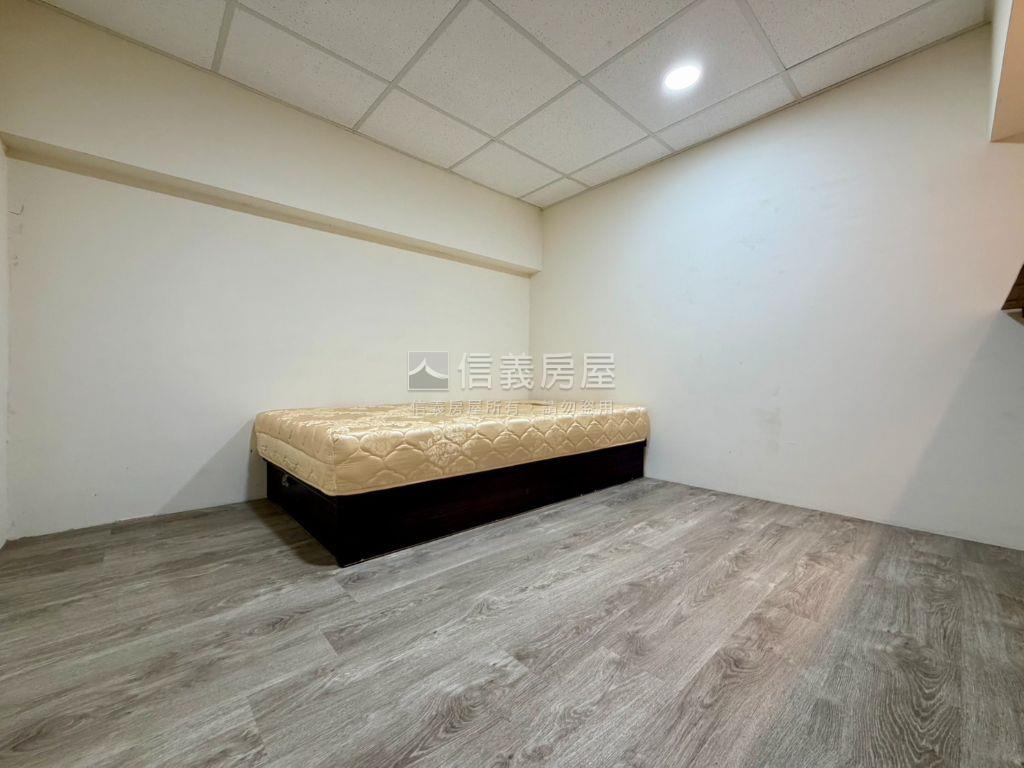 青年高中旁臨路美樓店房屋室內格局與周邊環境