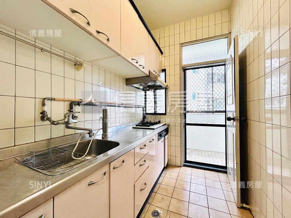 馬上來看開運３樓房屋室內格局與周邊環境