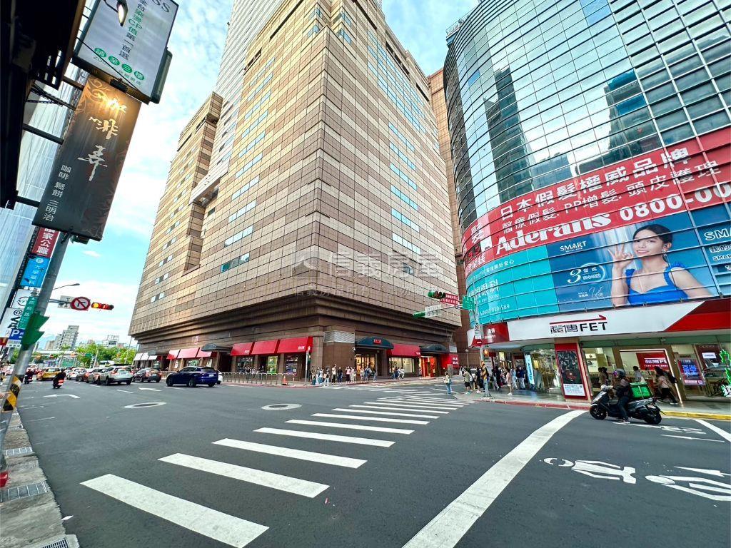 台北站前便利辦公室房屋室內格局與周邊環境