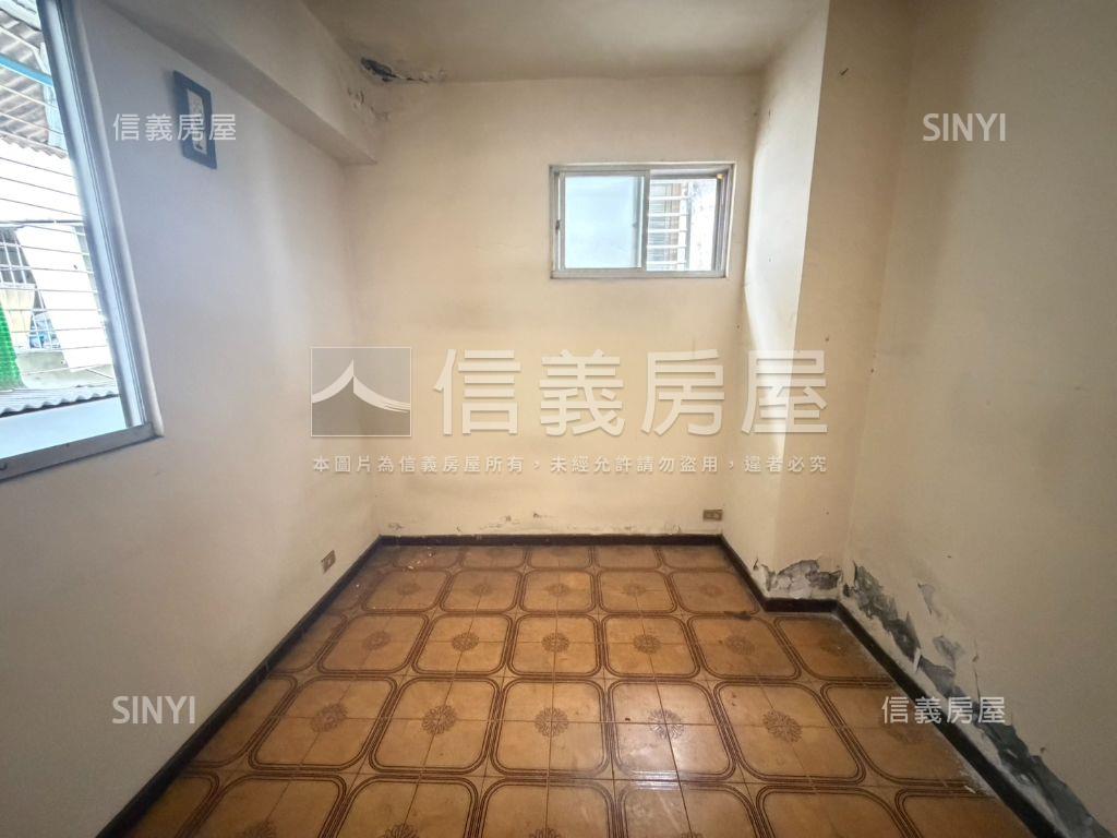 新店安民街低總價公寓房屋室內格局與周邊環境