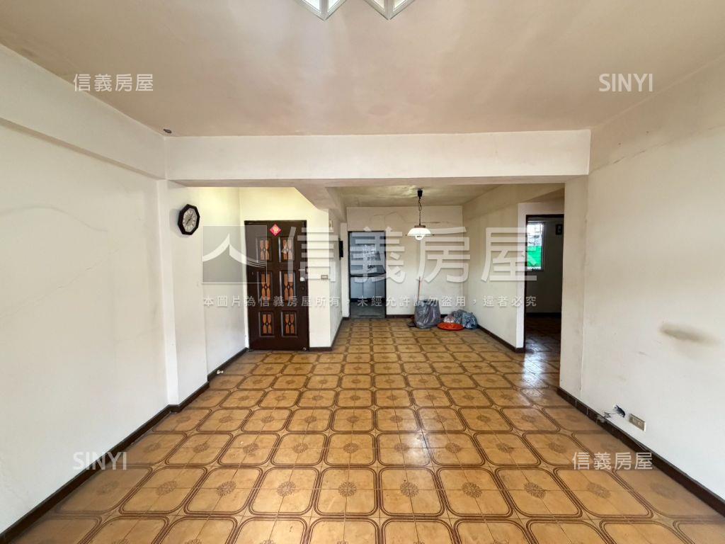 新店安民街低總價公寓房屋室內格局與周邊環境