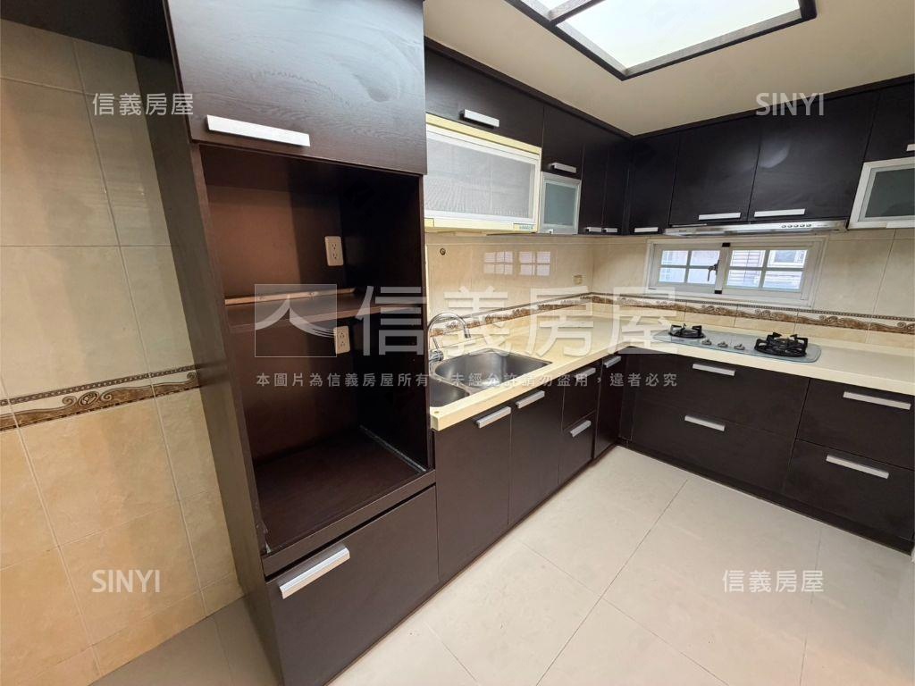 三本璞園透天房屋室內格局與周邊環境