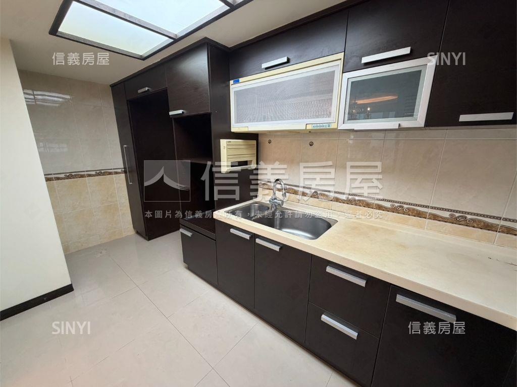 三本璞園透天房屋室內格局與周邊環境