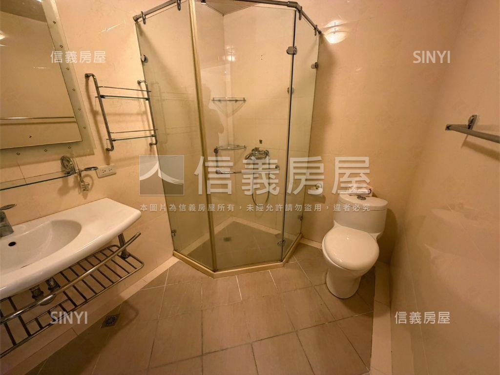 三本璞園透天房屋室內格局與周邊環境