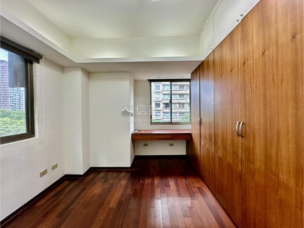 稀有唐莊樹梢綠景好屋房屋室內格局與周邊環境