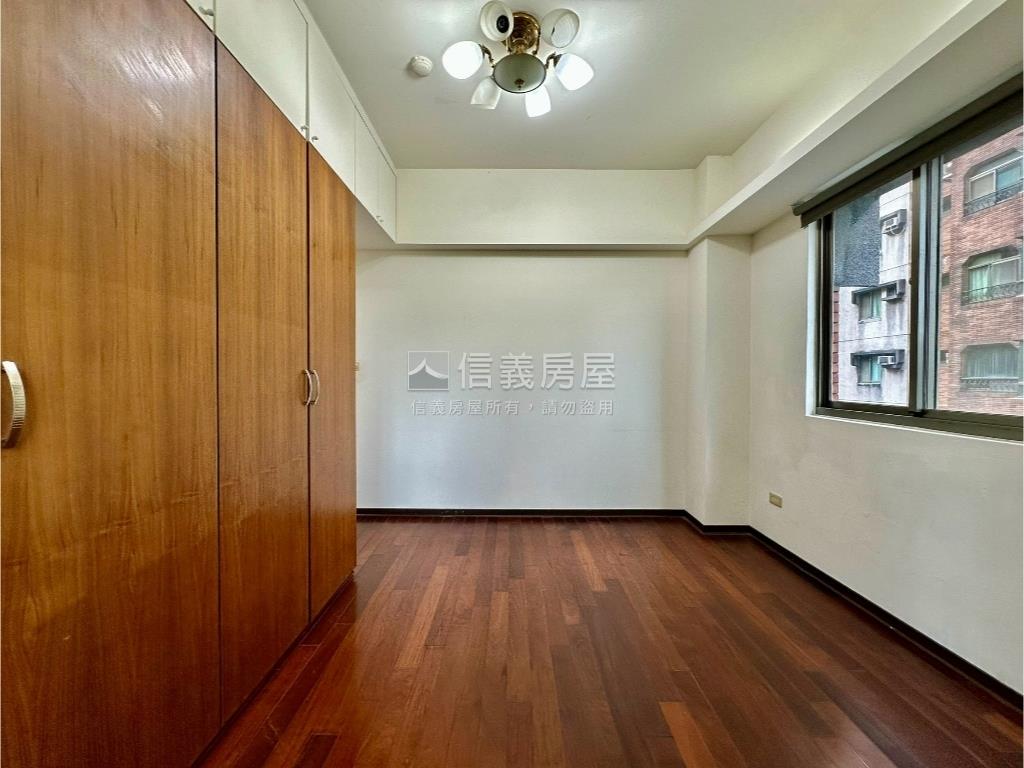 稀有唐莊樹梢綠景好屋房屋室內格局與周邊環境