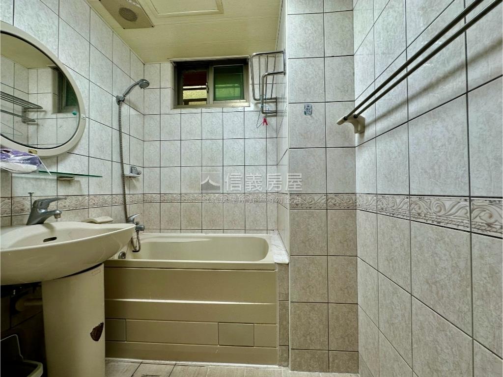 稀有唐莊樹梢綠景好屋房屋室內格局與周邊環境