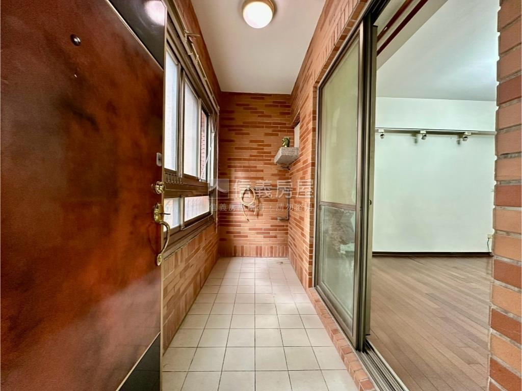 稀有唐莊樹梢綠景好屋房屋室內格局與周邊環境