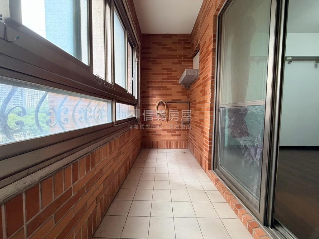 稀有唐莊樹梢綠景好屋房屋室內格局與周邊環境