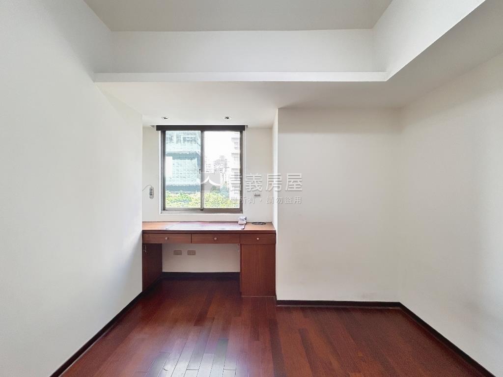 稀有唐莊樹梢綠景好屋房屋室內格局與周邊環境