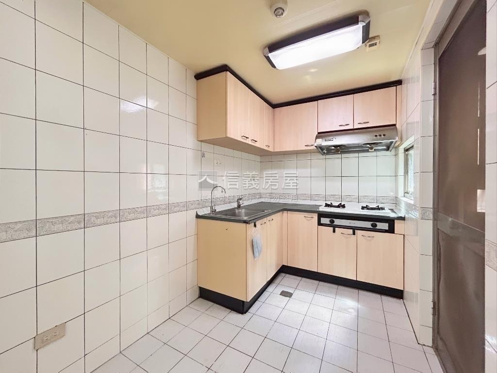 稀有唐莊樹梢綠景好屋房屋室內格局與周邊環境