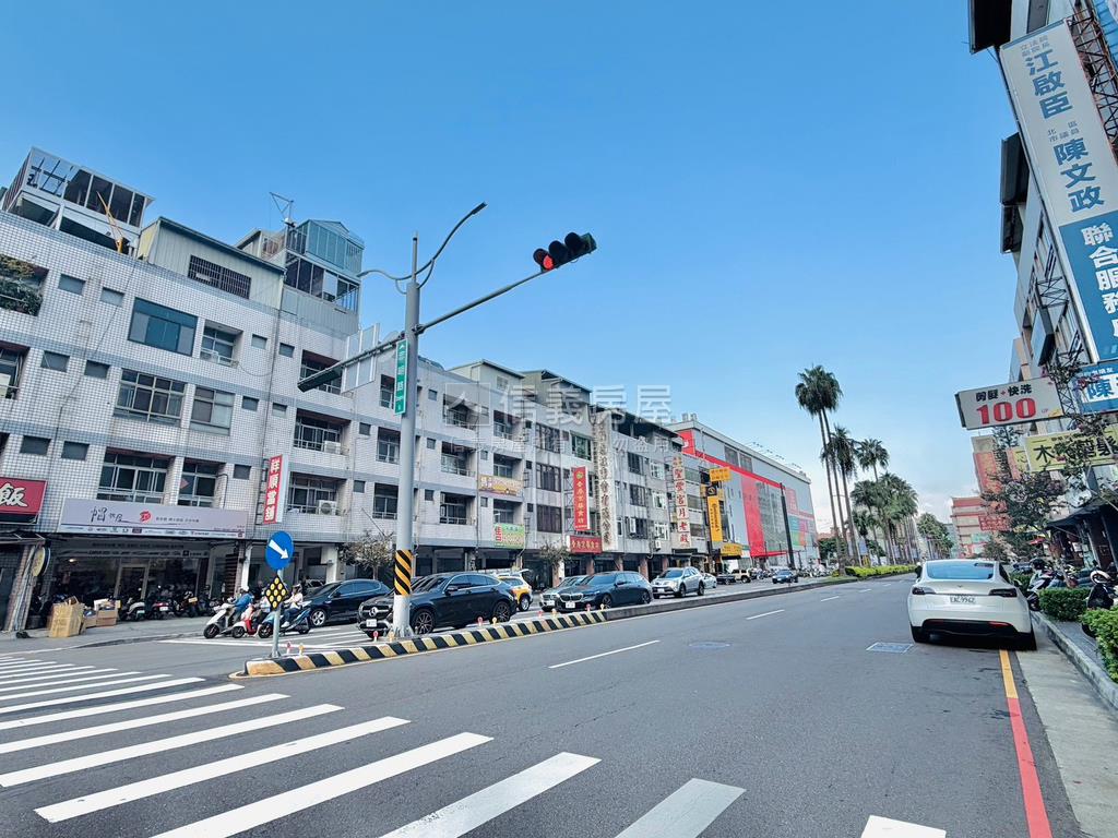 忠明路大地坪透店房屋室內格局與周邊環境