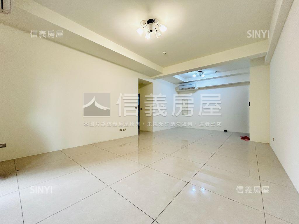 專任★築城詠富★稀有釋出房屋室內格局與周邊環境