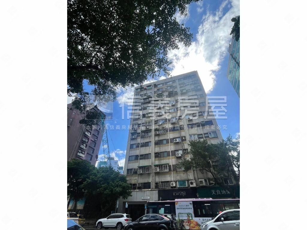 極限核心世貿辦公房屋室內格局與周邊環境