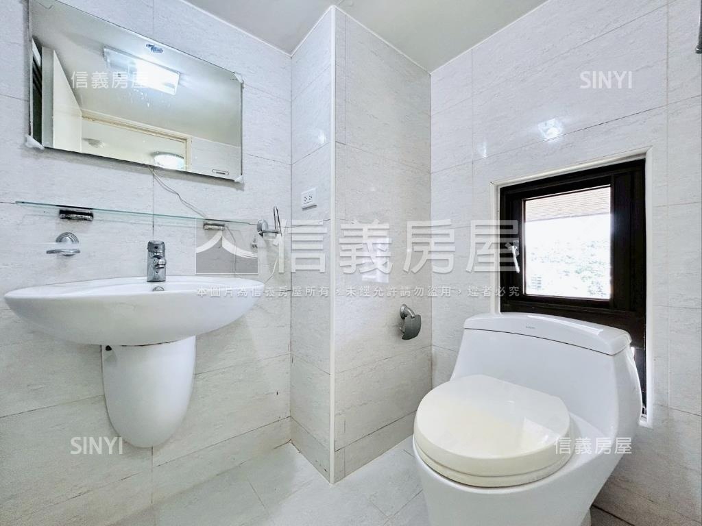 左岸高第房屋室內格局與周邊環境