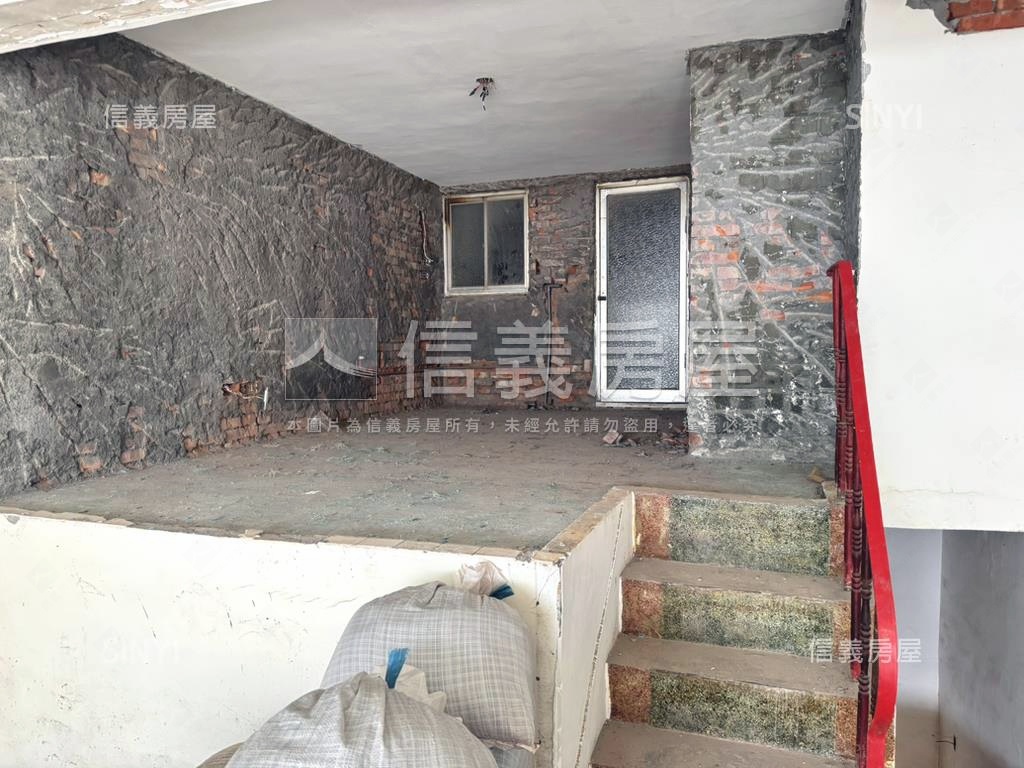 五福國中優質正路一樓住店房屋室內格局與周邊環境