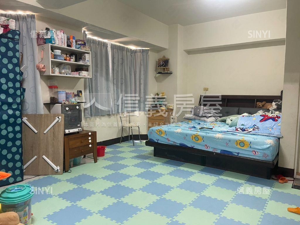 大寮陽明山莊正路採光三房房屋室內格局與周邊環境