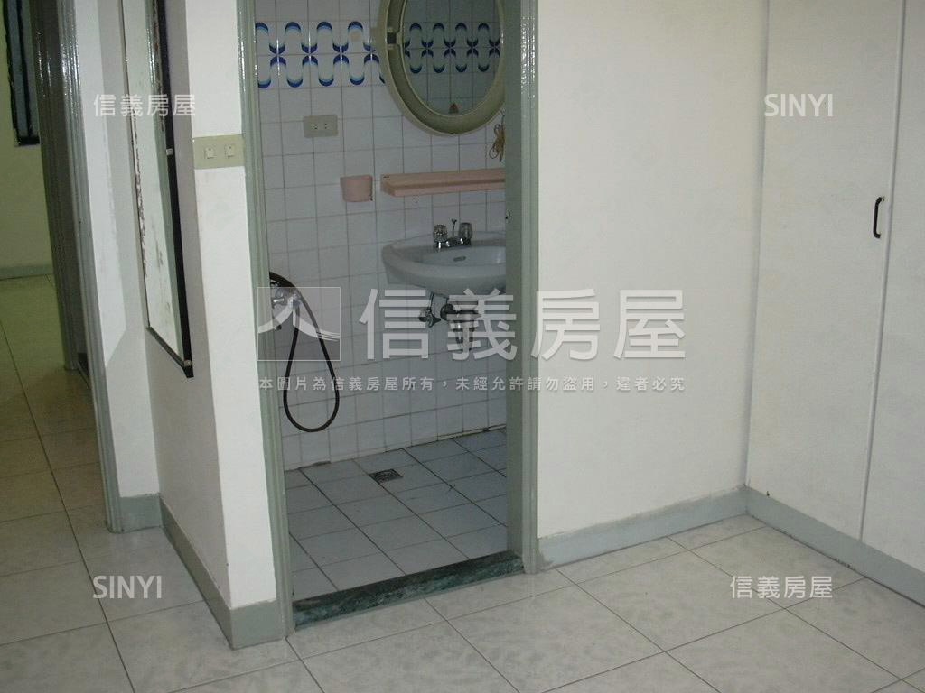 內湖捷運。財源旺旺宅房屋室內格局與周邊環境