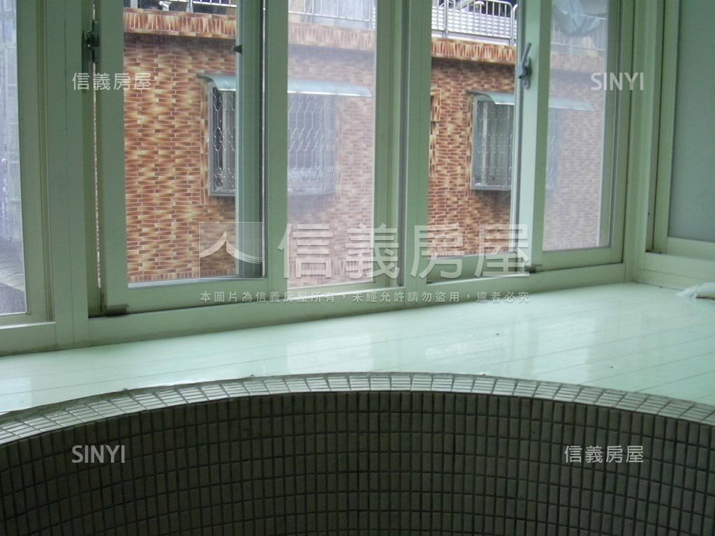 內湖捷運。財源旺旺宅房屋室內格局與周邊環境