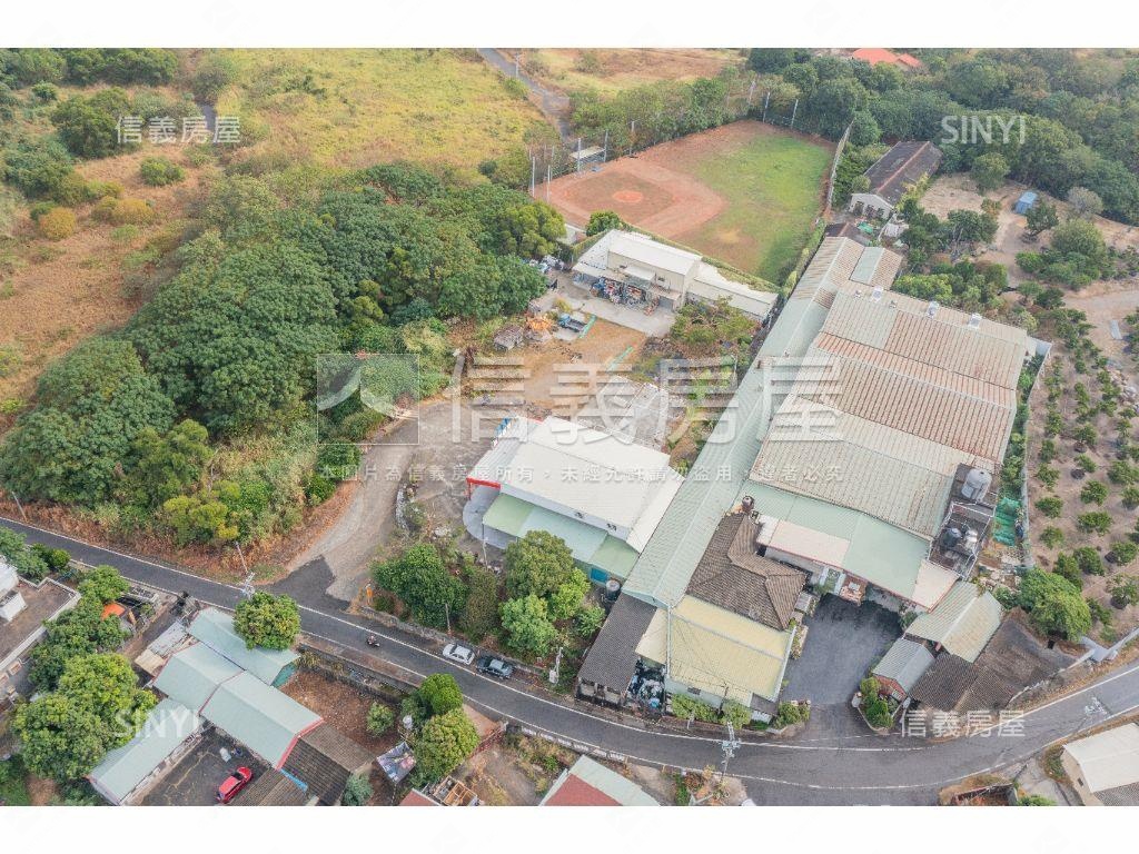 彰南農舍大地坪房屋室內格局與周邊環境