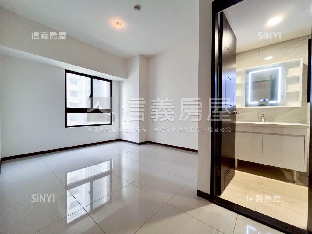 長虹天韻三房平車房屋室內格局與周邊環境