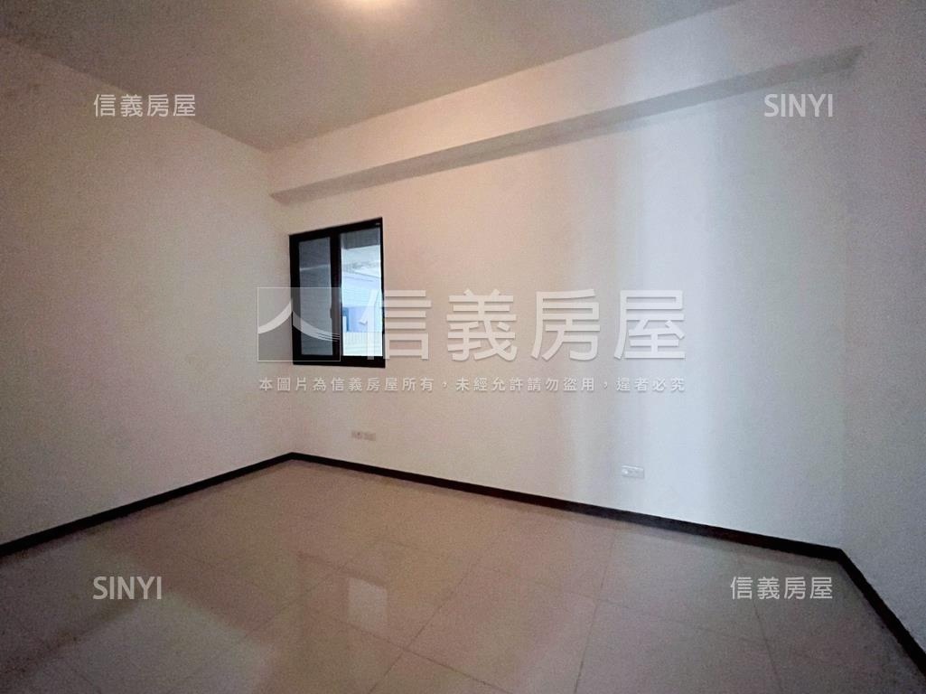 長虹天韻三房平車房屋室內格局與周邊環境