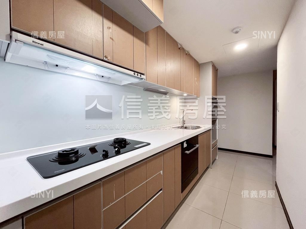 長虹天韻三房平車房屋室內格局與周邊環境