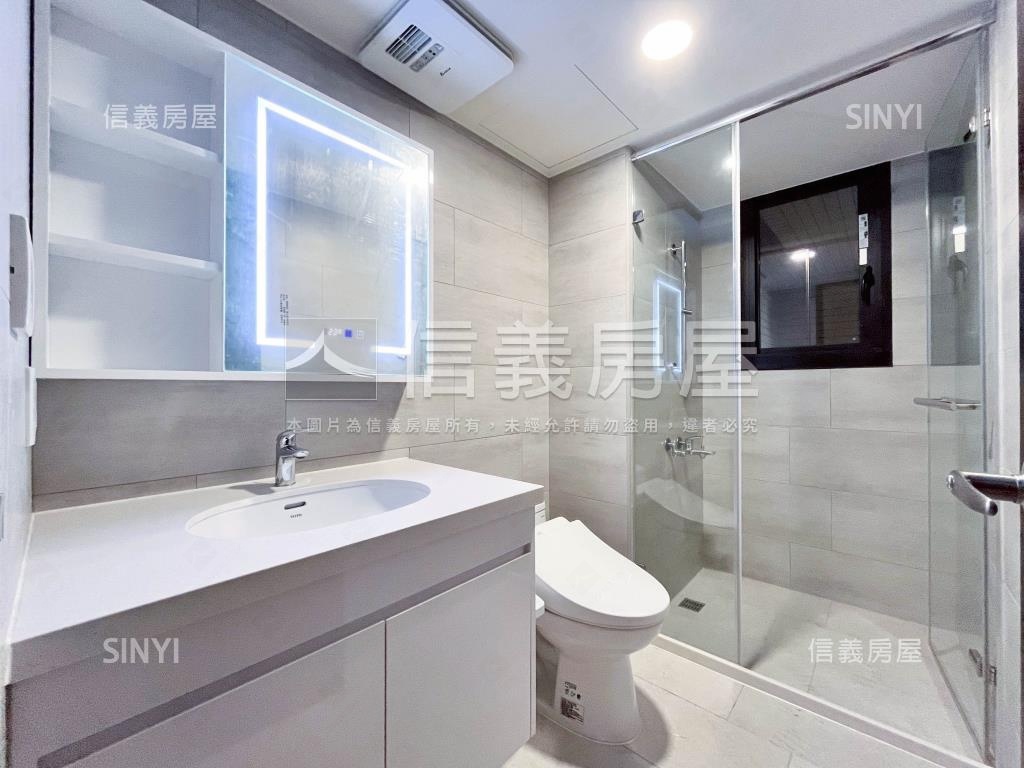 長虹天韻三房平車房屋室內格局與周邊環境