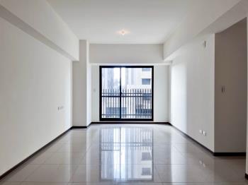 長虹天韻三房平面車位